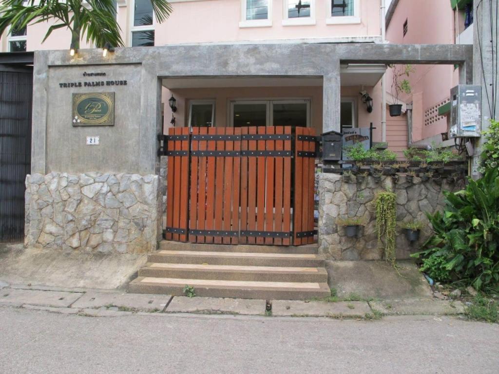 Triple Palms House Hotel Chiang Mai Exterior photo